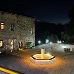 Tour De Charme Atypique Guest house Beauregard-l'Eveque