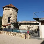 Guest house Tour De Charme Atypique Beauregard-l'Eveque