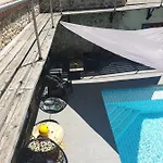 Guest house Tour De Charme Atypique Beauregard-l'Eveque