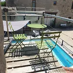 Guest house Tour De Charme Atypique Beauregard-l'Eveque