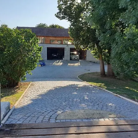 Pensjonat Tour De Charme Atypique