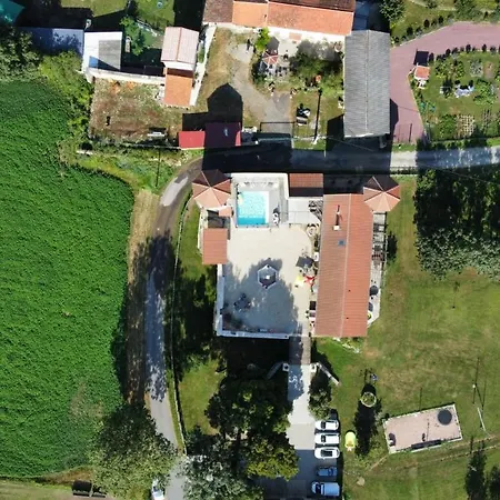 Pensjonat Tour De Charme Atypique Beauregard-l'Eveque