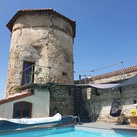 Tour De Charme Atypique Pensjonat Beauregard-l'Eveque