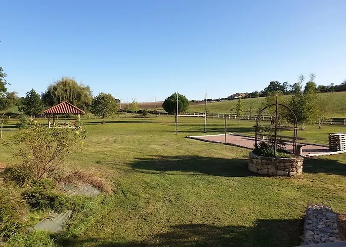 Tour De Charme Atypique 3*